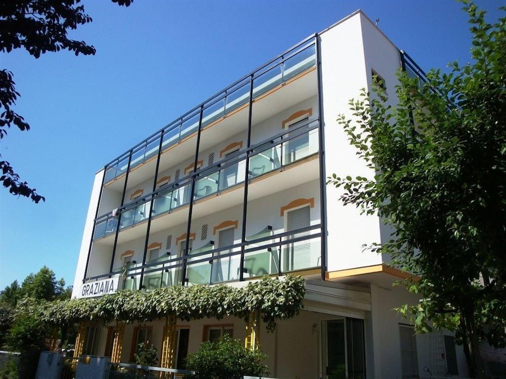 Hotel Graziana Ричоне Екстериор снимка